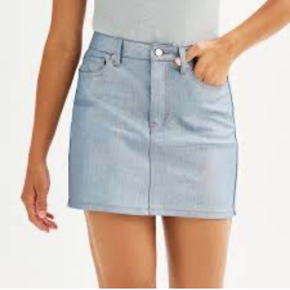 Just USA  Tatianna Pleated Skirt – Light Denim | Size Small | NWT 💙